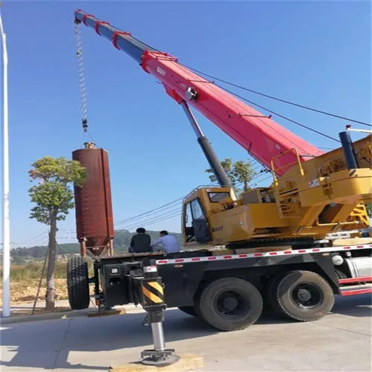 龙口专业吊车租赁多少钱