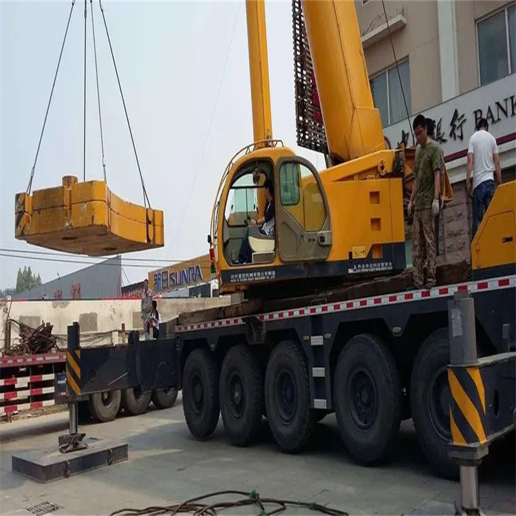 龙口当地吊车出租|机器吊装|75吨|工厂搬迁服务