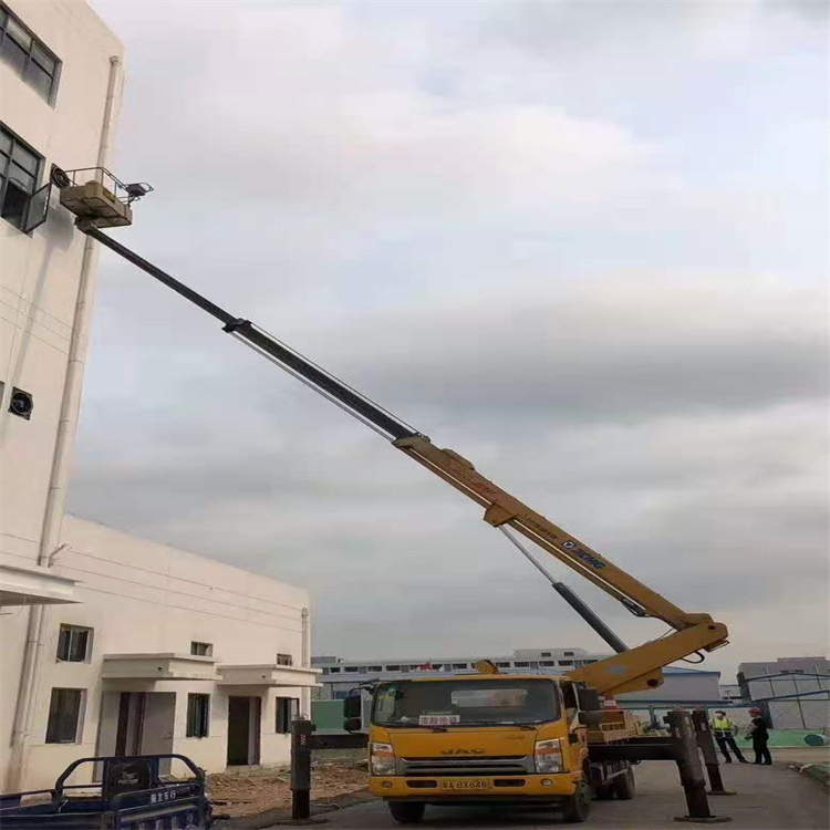 龙口附近高空车出租|市政施工/设备安装专用|随叫随到|亿立达设备租赁